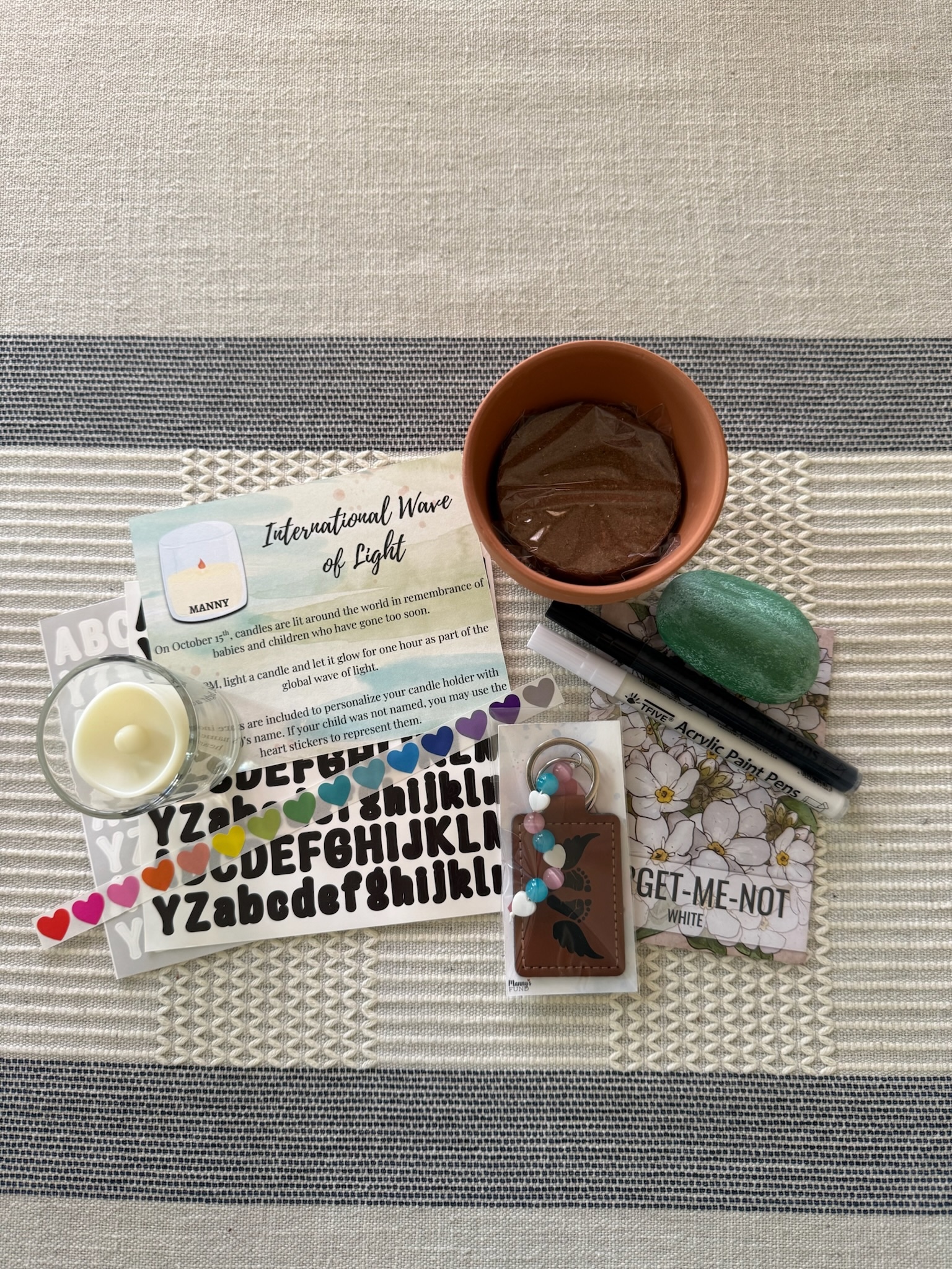 Comfort box — book and items
